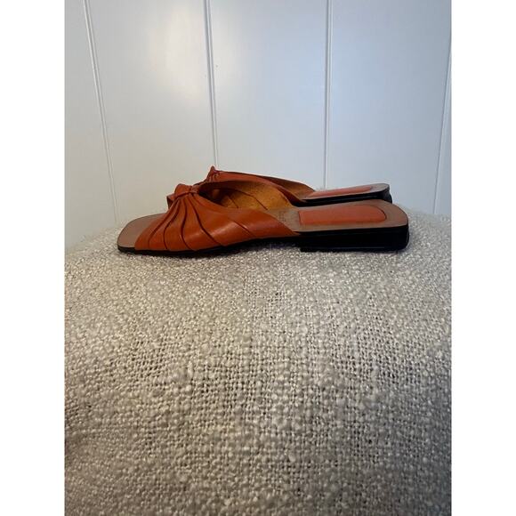 Cole Haan Resort Orange Knotted Top Slip On Leather Sandals Size 7B - Picture 9 of 10